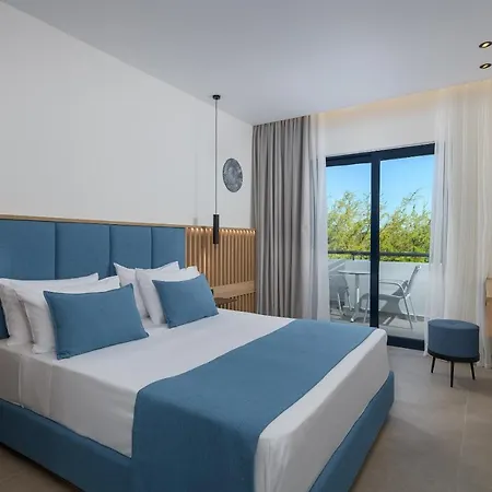 Blue Sea Village Szálloda Afándu